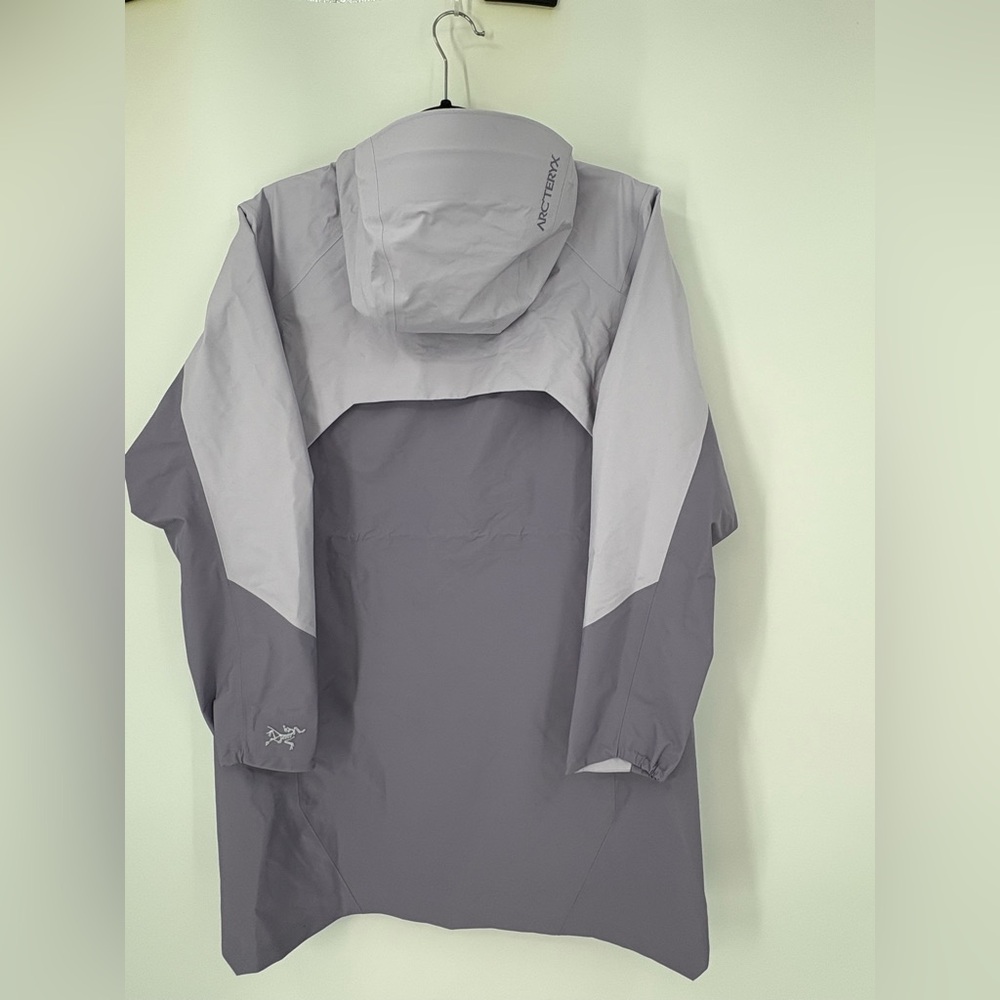 Arc'teryx Salal Gore-Tex Jacket Velocity/Light Velocity Small - Picture 2 of 6